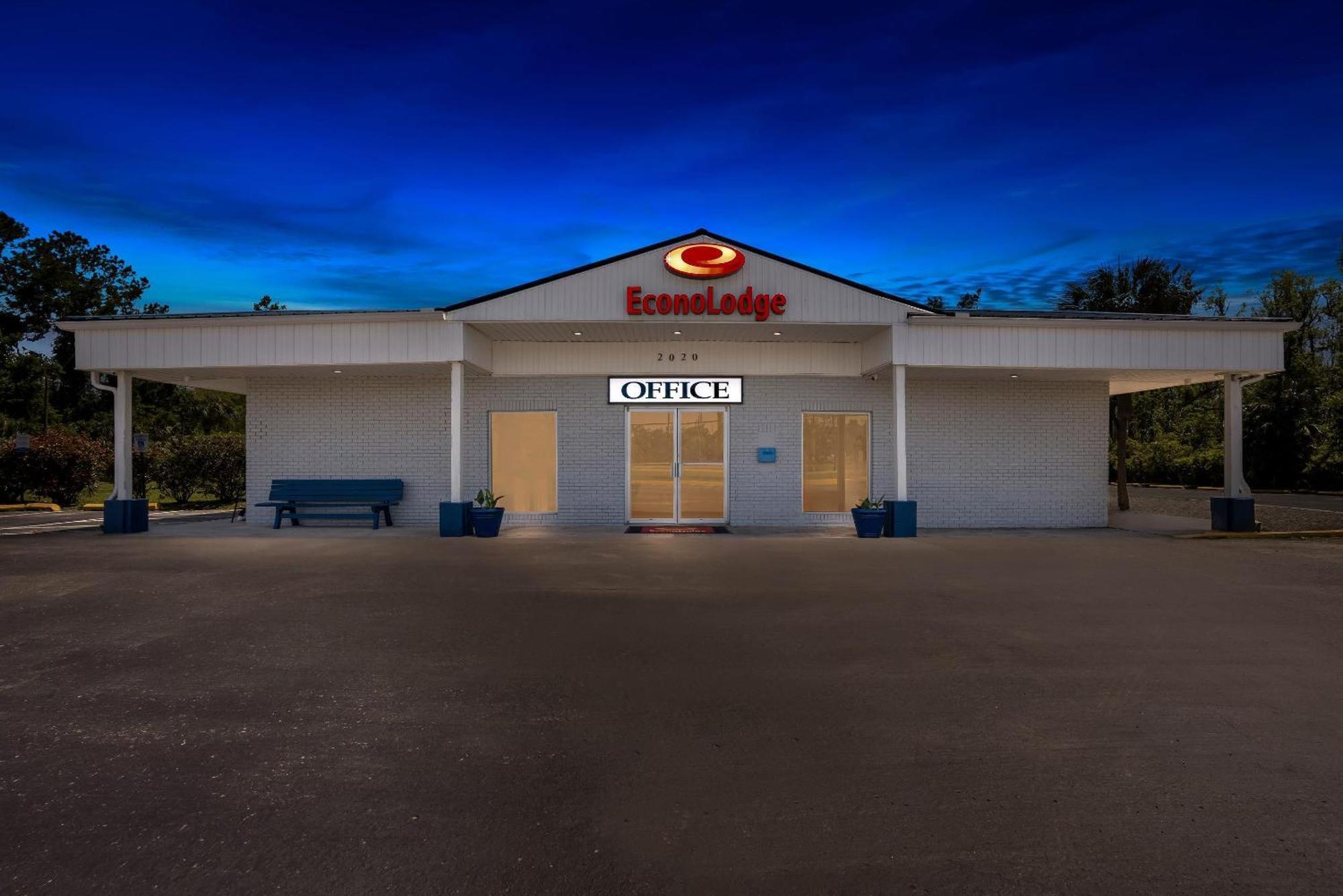 Econo Lodge Jennings Exterior photo